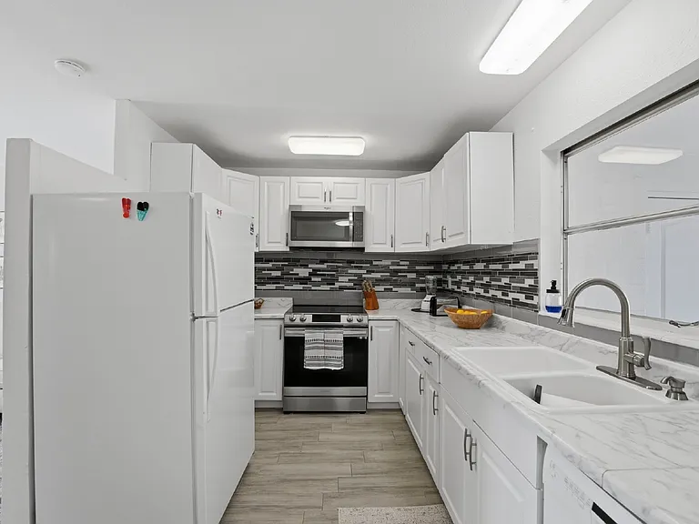 438 Granada Blvd #B — Photo 11