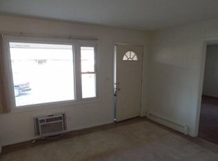 215 Rebecca Rd, Belvidere, IL 61008