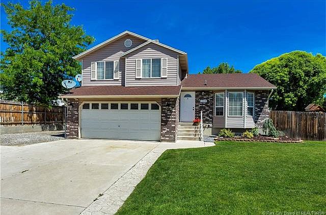 1st image of 1408 W Green Hedge Way