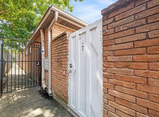 3259 Branard St APT 8, Houston, TX 77098