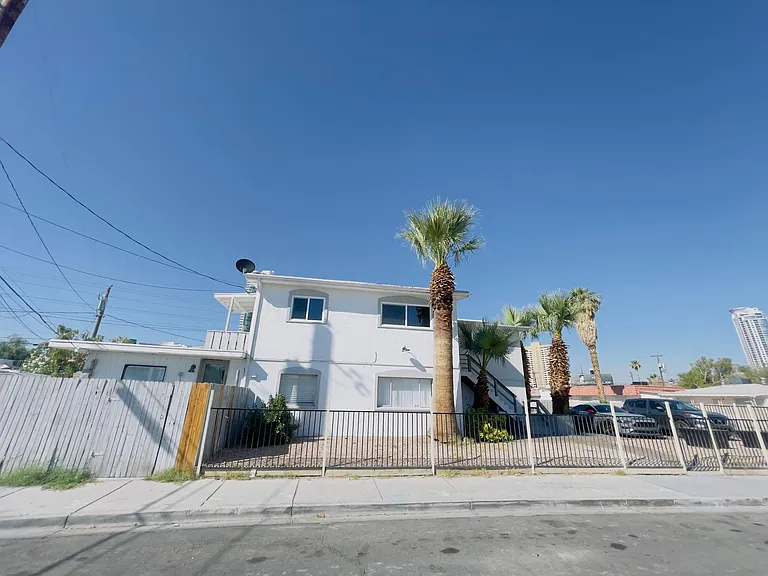 2317 Santa Rita Dr #3 — Photo 14
