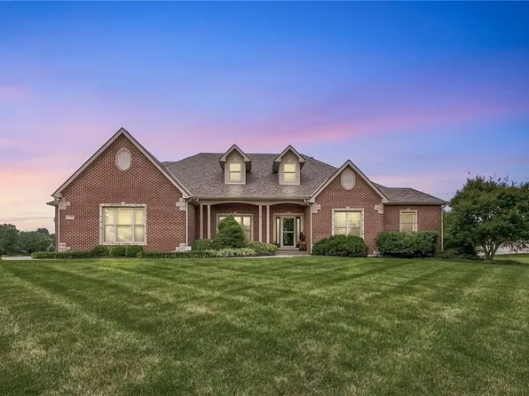 11706 Riverview Rd, Kearney, MO 64060