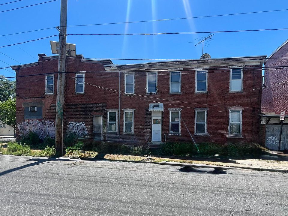1st image of 901 S 5th St