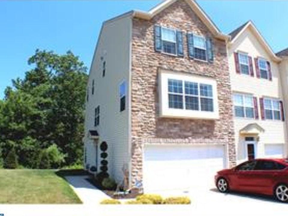 1st image of 1 Tailor Ln