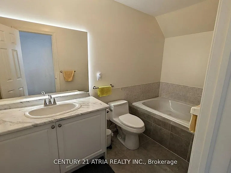 8 McAlister Ave — Photo 18