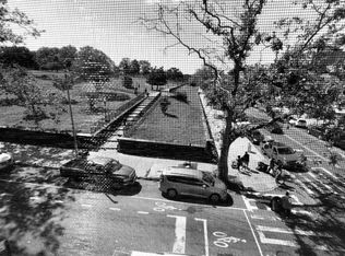 4023 5th Ave #2F, Brooklyn, NY 11232