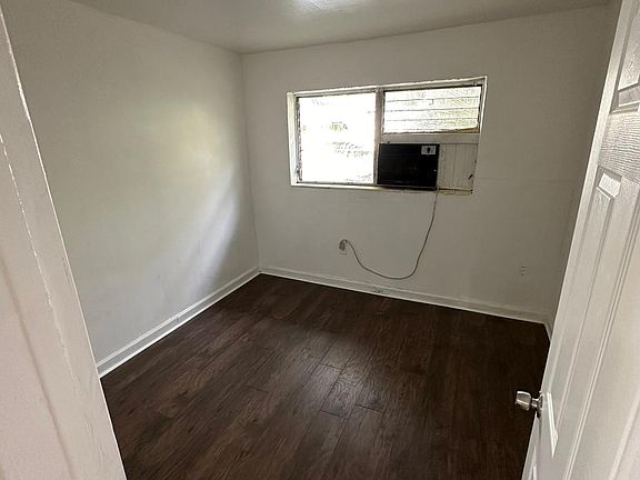 2nd image of 281 NE 78th St #1A