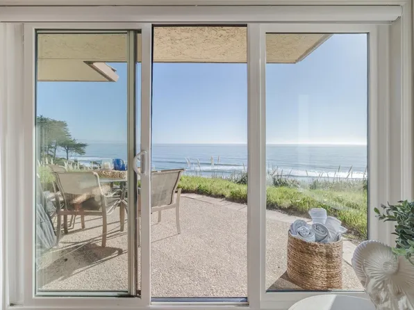 60 Seascape Resort Dr, Aptos, CA 95003