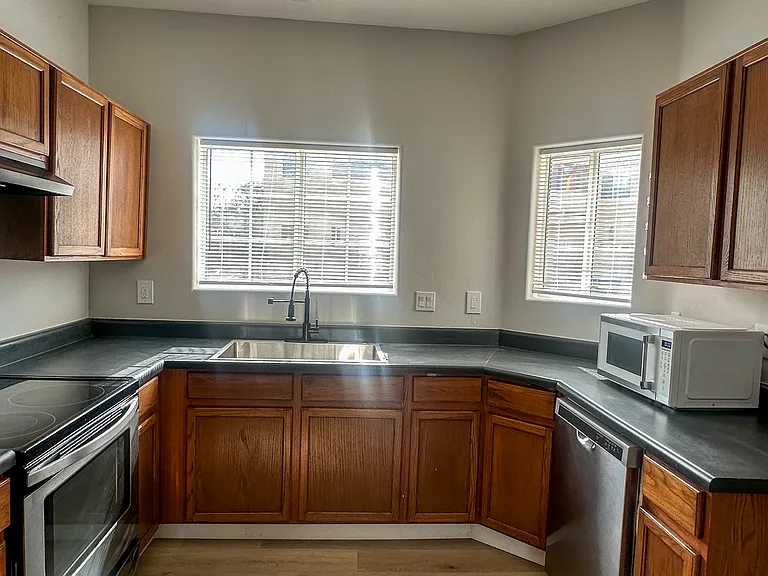 2875 E Vespers Pl — Photo 1