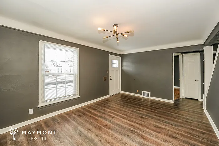 3083 Joslyn Rd — Photo 6