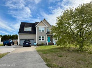 154 Moyock Landing Dr, Moyock, NC 27958