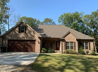 203 Silver Lake Est, Guntown, MS 38849