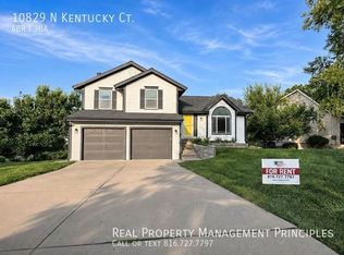 10829 N Kentucky Ct, Kansas City, MO 64157