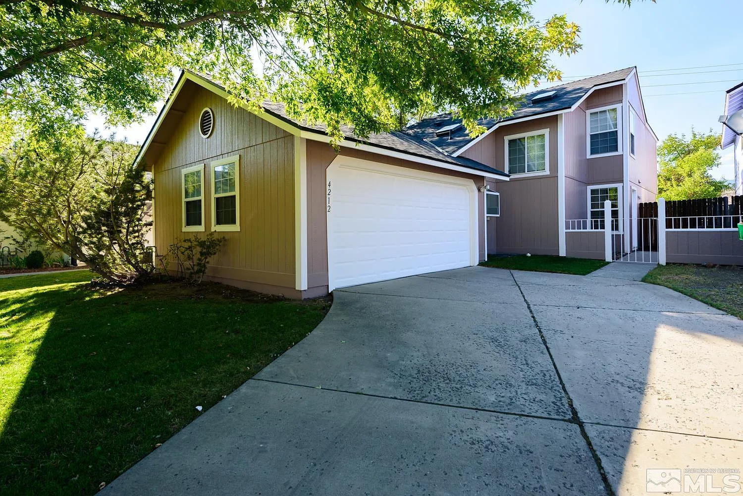 4212 Mina Way photo 1