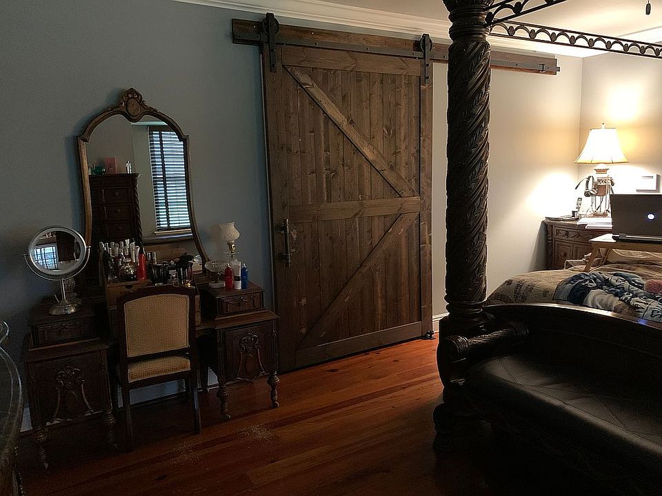 1st image of 22755 Talbot Dr