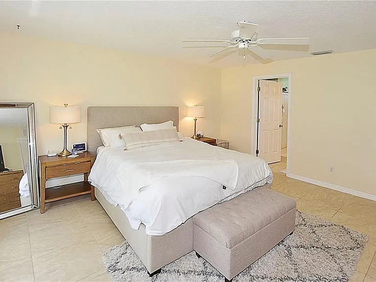 155 36th Ct SW — Photo 14