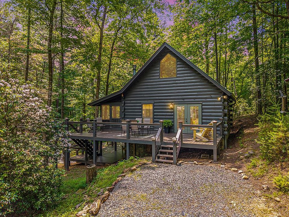 1st image of 40 Lakeside Dr