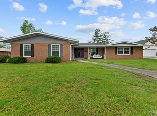 401 E Sainte Marie St, Perryville, MO 63775