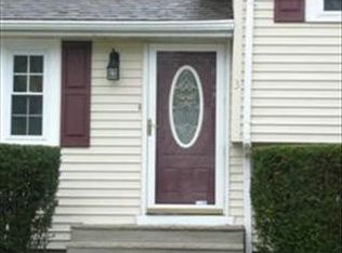 3 Columbus Rd, Woburn, MA 01801