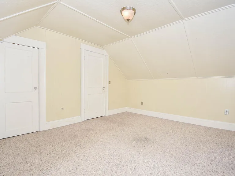 36 Whittier Rd — Photo 38