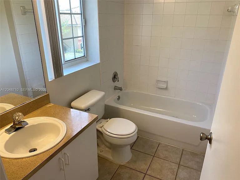 4177 N Haverhill Rd #808 — Photo 52