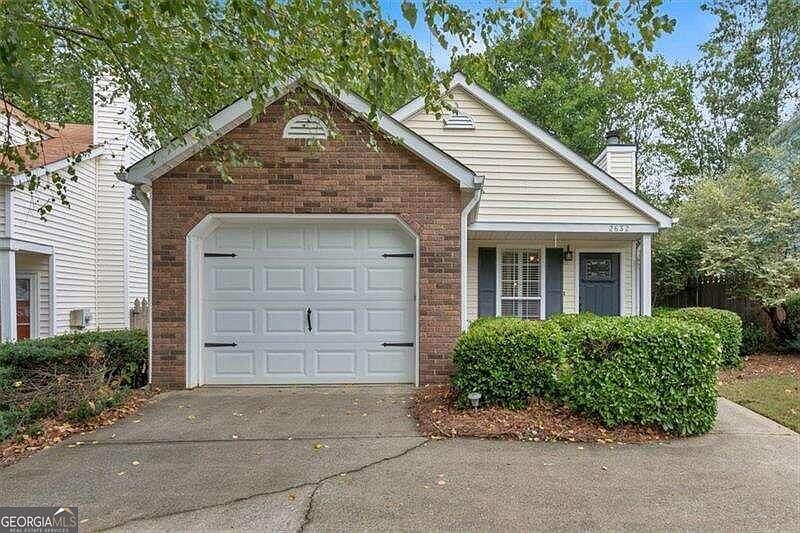 1st image of 2632 Laurel Ln NW
