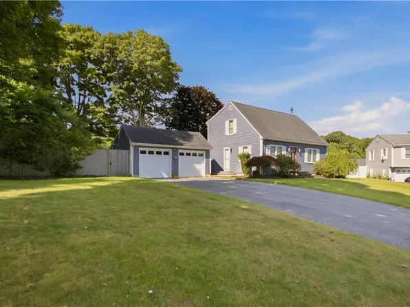5 Beejay Ct, Warren, RI 02885
