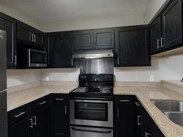 High Ridge Apartments