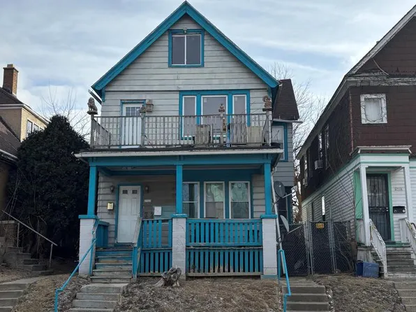 2520 North Holton STREET, Milwaukee, WI 53212