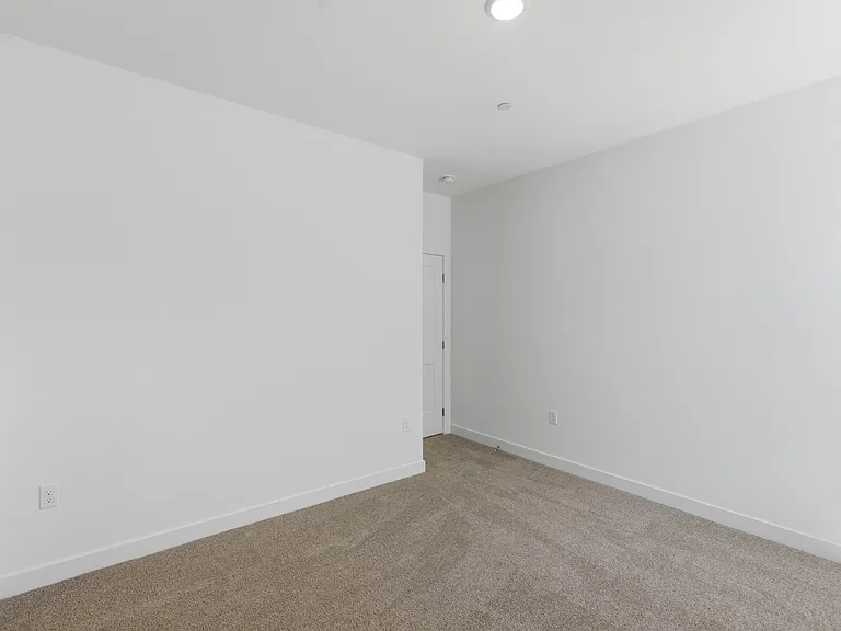 11647 Saddleback Dr — Photo 24