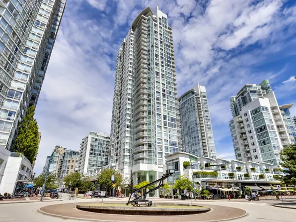 1199 Marinaside Cres, Vancouver, BC V6Z 2Y2