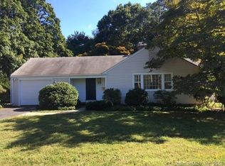 160 Overlook Rd, Glastonbury, CT 06033