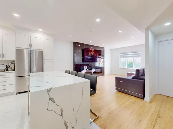 1940 Bergen Avenue image 6 of 42