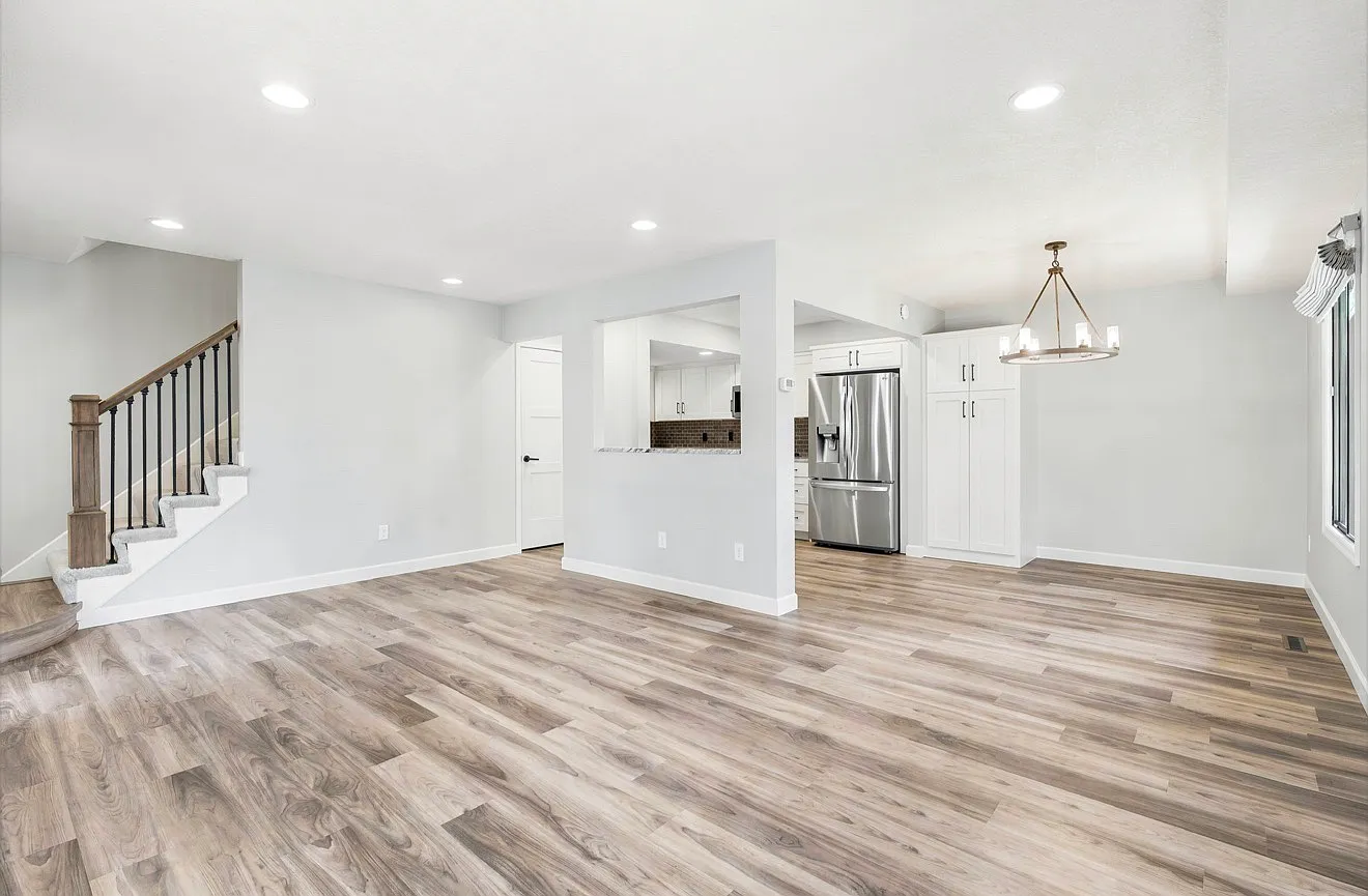 3 bed, 2.5 bath, 1352 sqft, $2,750 — Photo 3