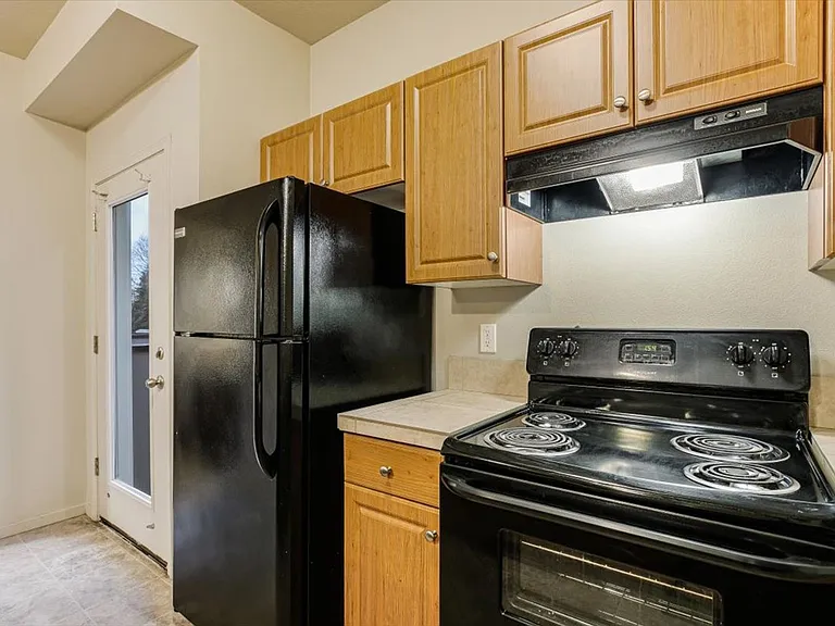13409 NW Sherry St — Photo 12