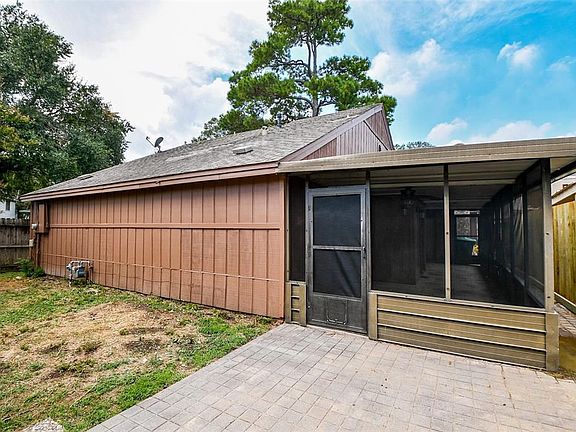 3rd image of 5107 Spruce Forest Dr