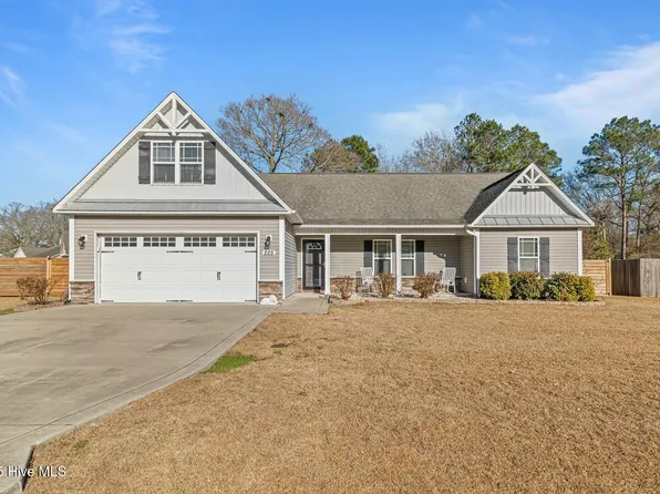 225 Long Neck Drive, Richlands, NC 28574