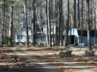 3545 Rock Falls Dr, Snellville, GA 30039