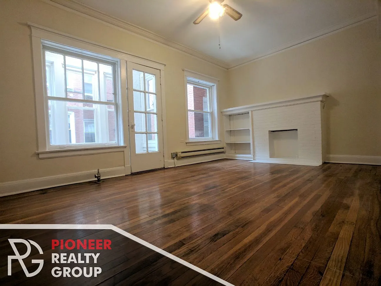 2 bed, 1000 sqft, $2,895 — Photo 3