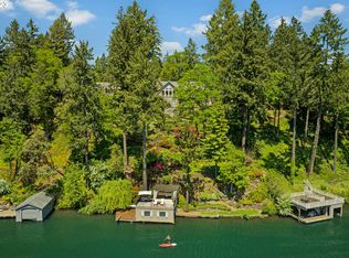 584 Ridgeway Rd, Lake Oswego, OR 97034