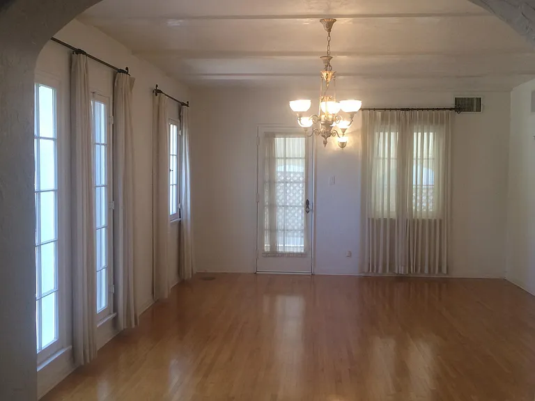 S McCarty Dr — Photo 17