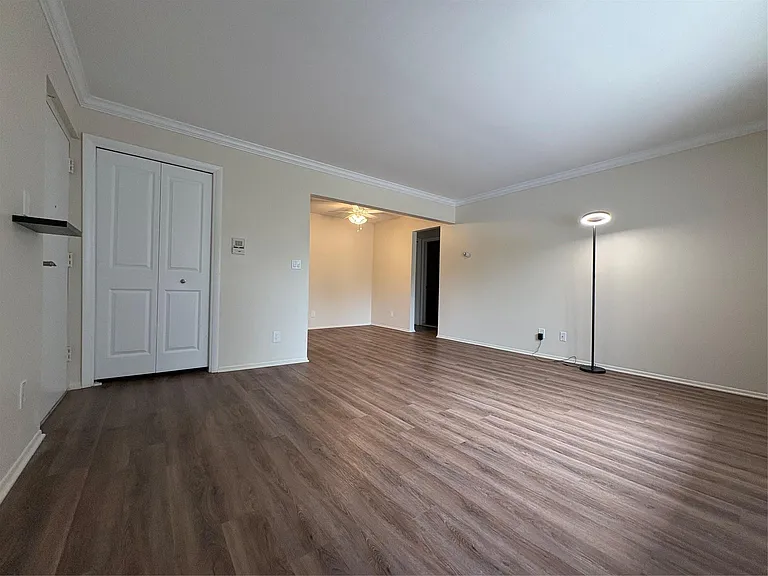 810 Plate St #203 — Photo 3