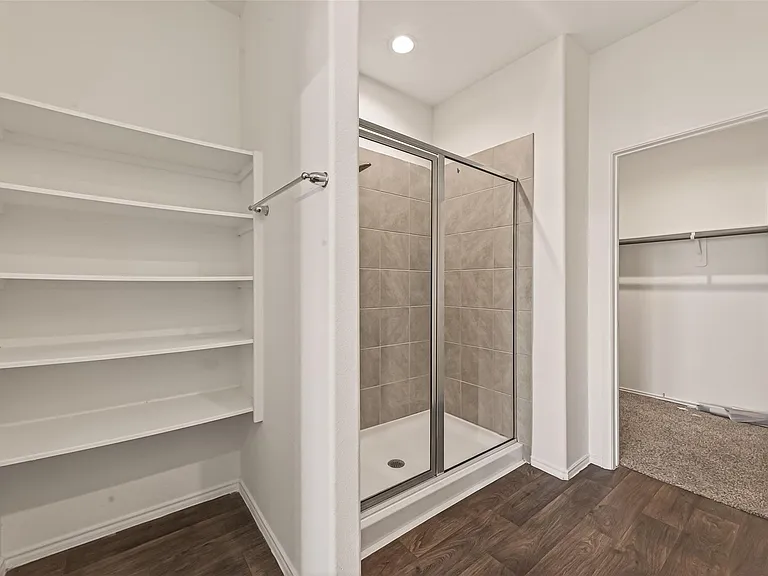 1706 Cooper Bluff Ct — Photo 32