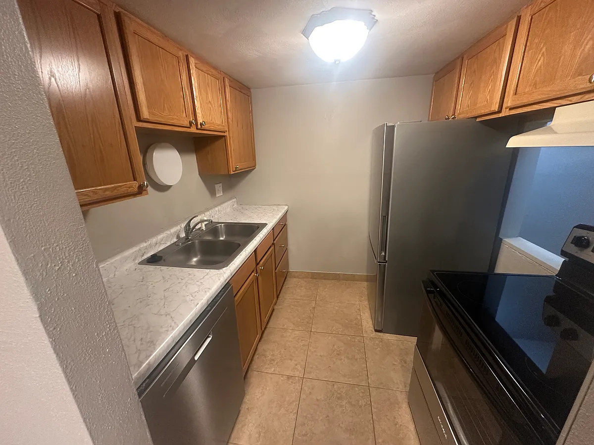 Building Photo - 2979 W Cannes Dr #36