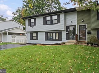 733 Chapelgate Dr, Odenton, MD 21113