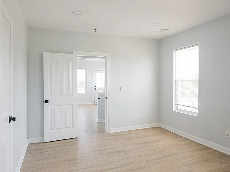 458 Hague St #2 — Photo 14