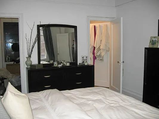 Rented by Town Residential | media 34