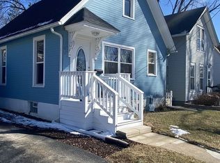 361 Jewett St, Elgin, IL 60123