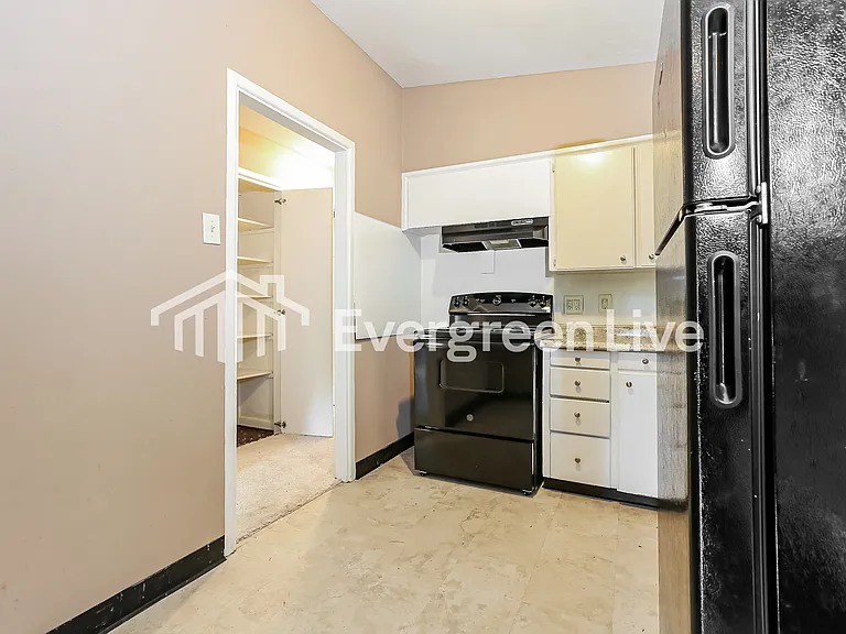 68 Belmont Dr — Photo 8
