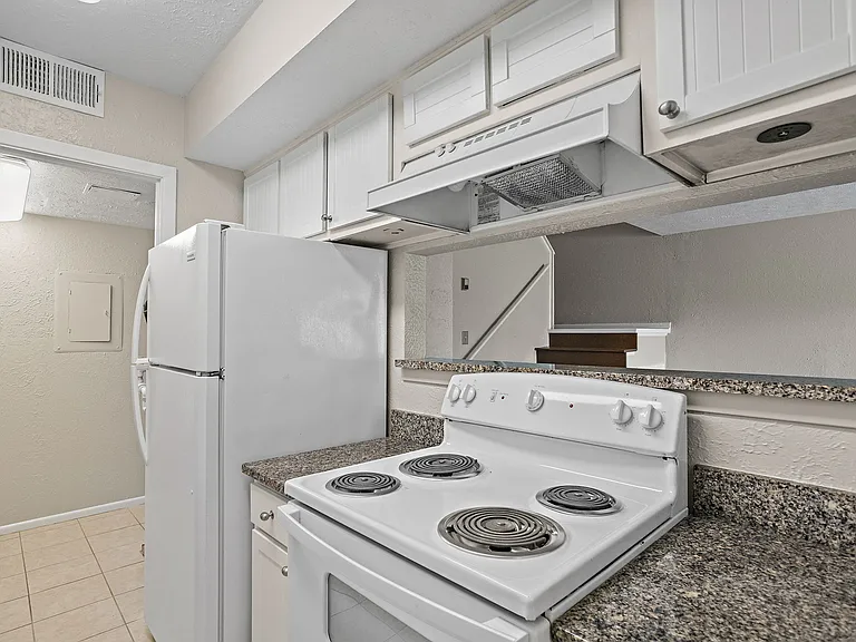 810 Bellevue Rd #225 — Photo 18